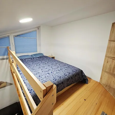 Apartma Bela * Idrija